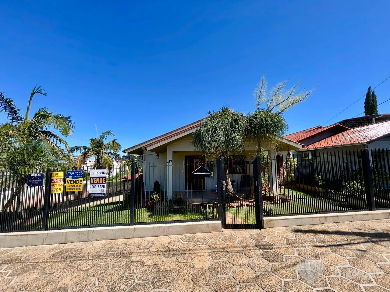 Casa com 3 dormitórios, foto 1