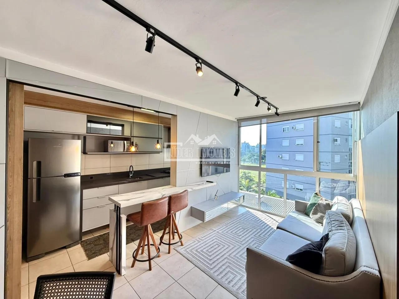 Apartamento com 2 dormitórios, foto 1