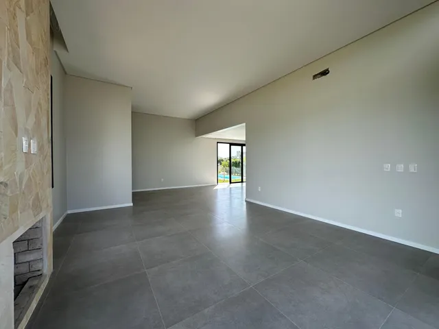 Casa com 3 dormitórios
