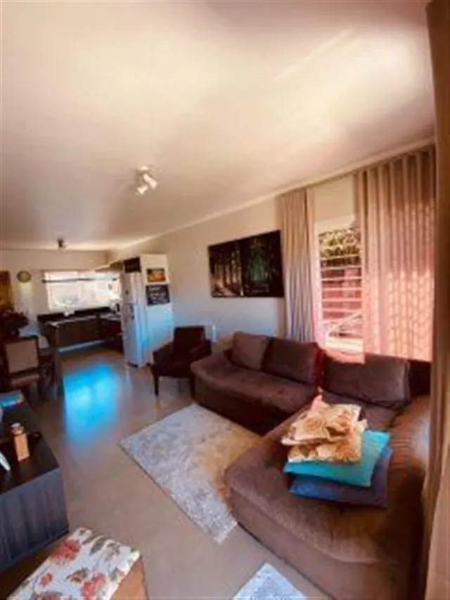 Casa com 2 dormitórios, foto 2