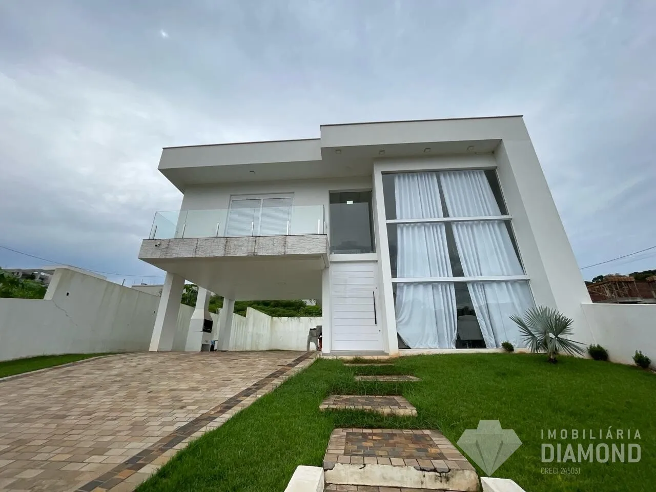 Casa com 3 dormitórios, foto 1