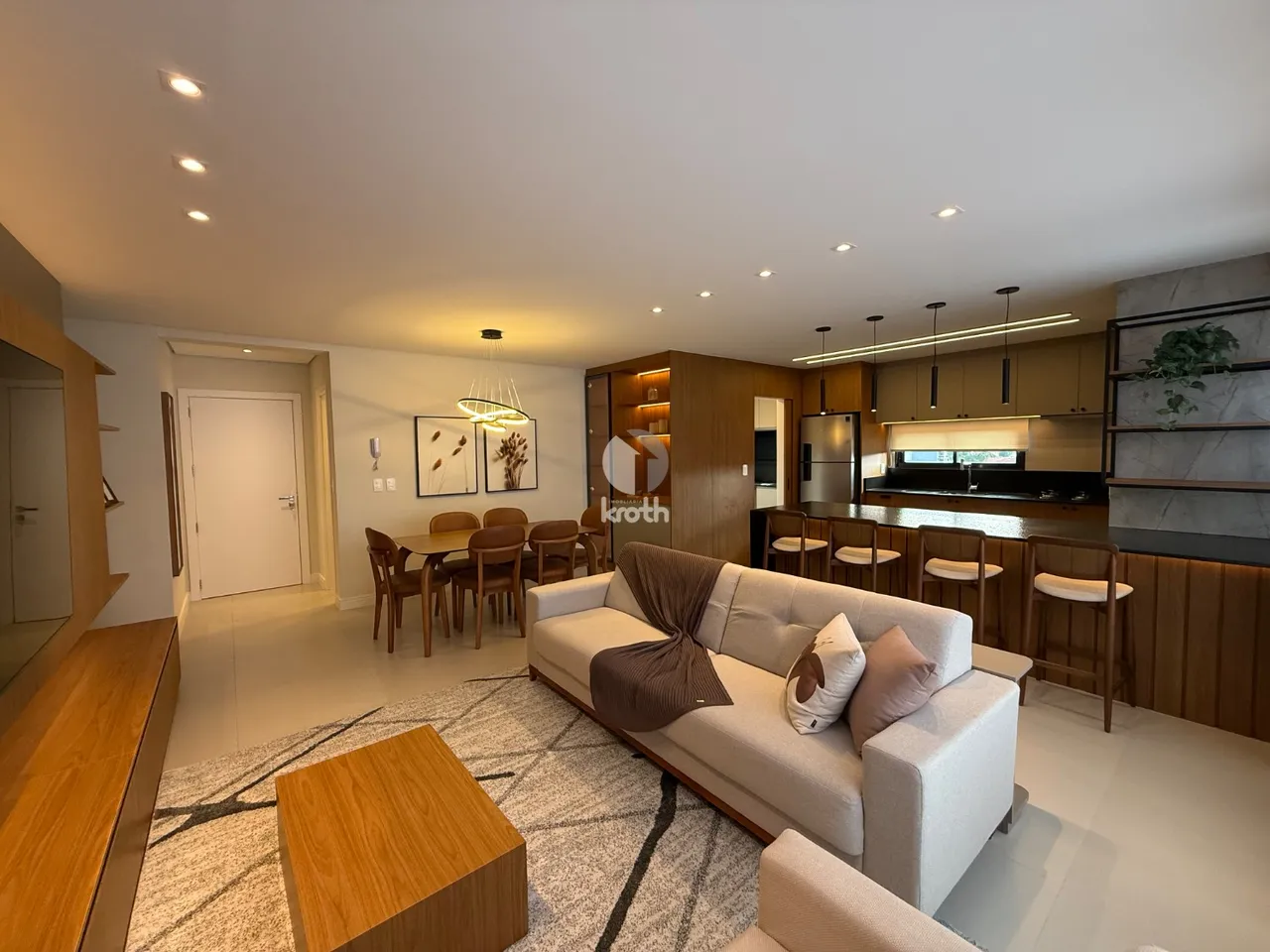 Apartamento com 3 dormitórios, foto 1