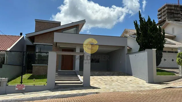Casa com 3 dormitórios