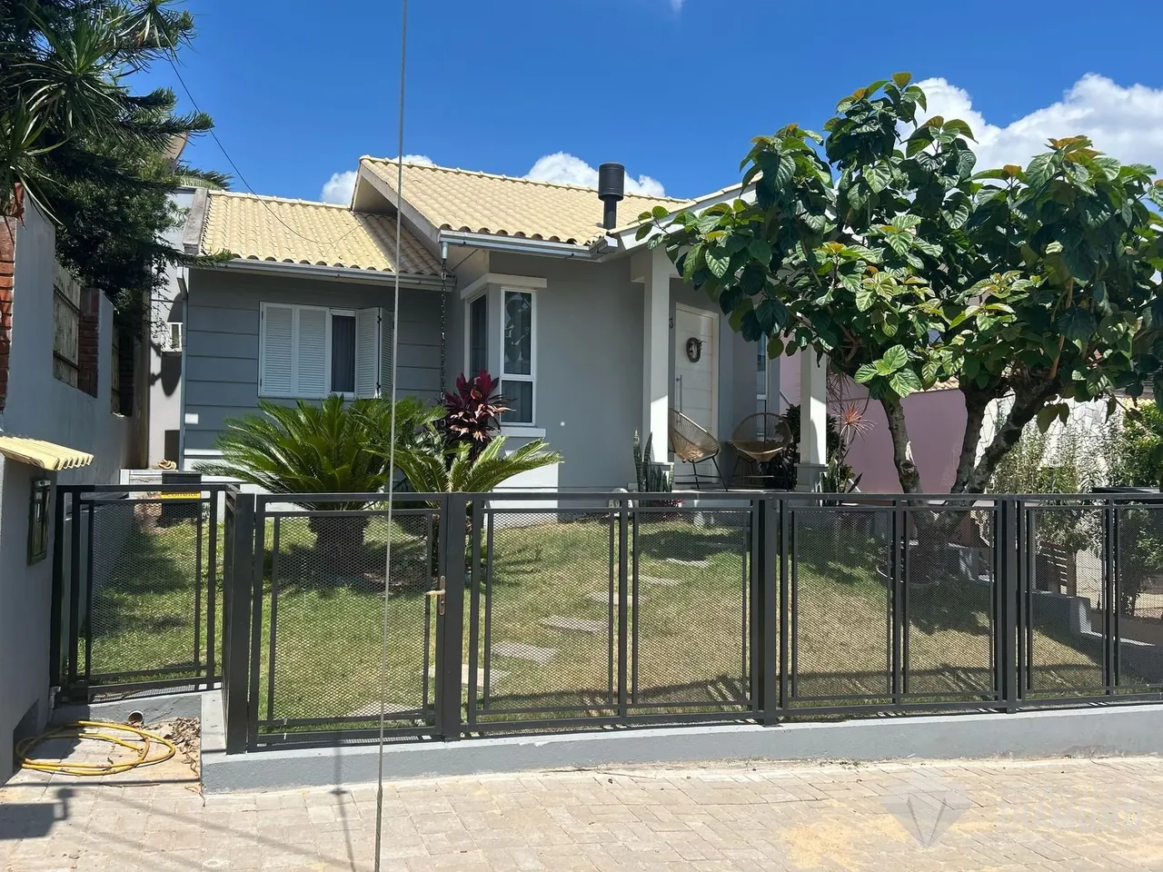 Casa com 3 dormitórios, foto 1