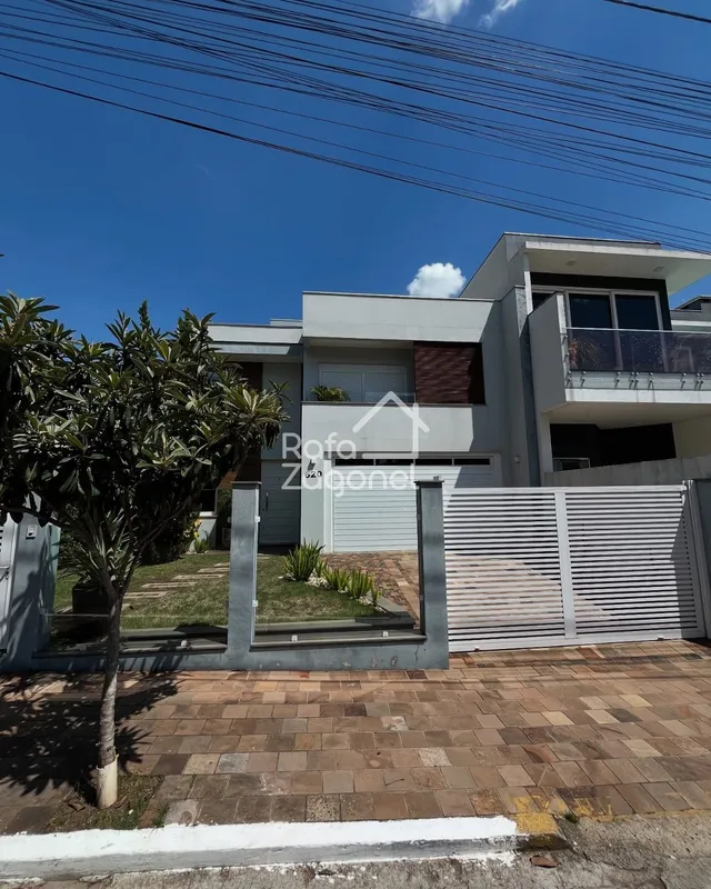 Casa com 2 dormitórios