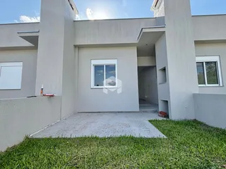 Foto da fachada de uma residência moderna em Lajeado, Brasil.