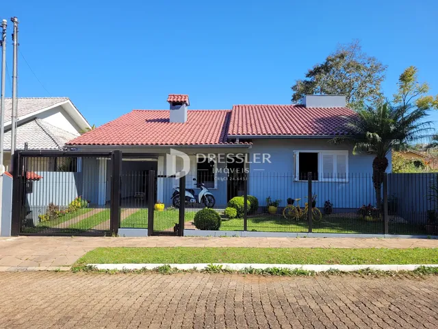 Casa com 3 dormitórios