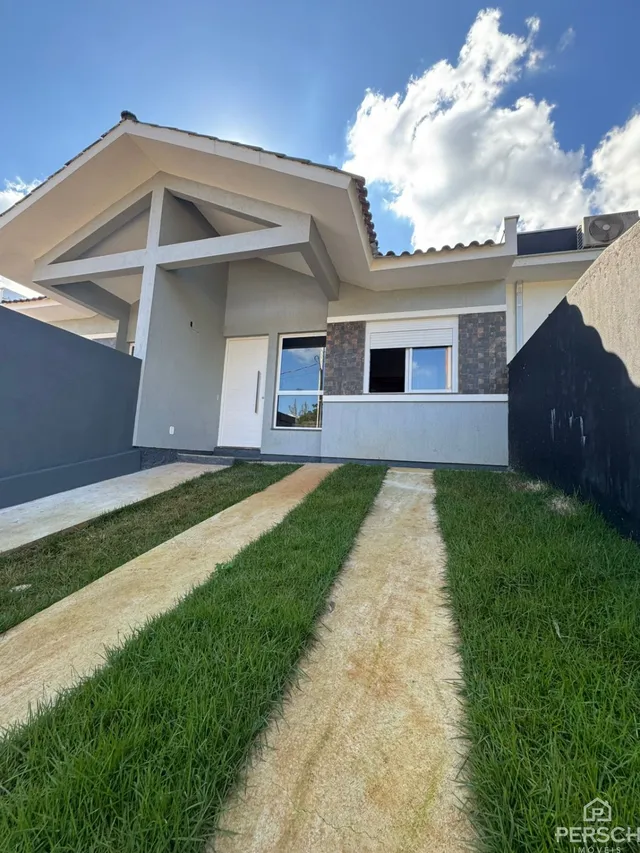 Casa geminada com 2 dormitórios
