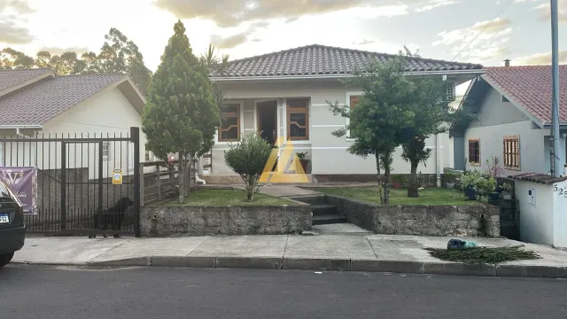 Casa com 3 dormitórios