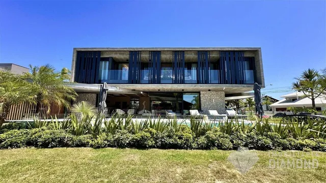 Casa com 5 dormitórios