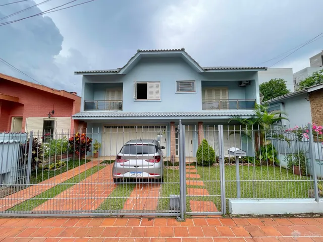 Casa com 3 dormitórios