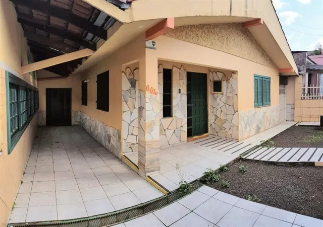 Casa com 3 dormitórios