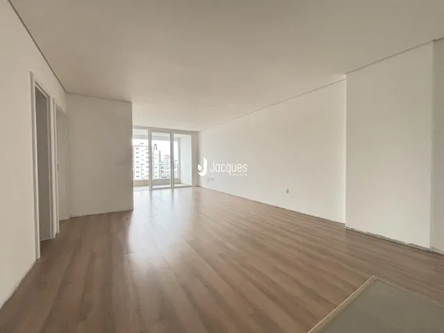 Apartamento com 3 dormitórios, foto 4