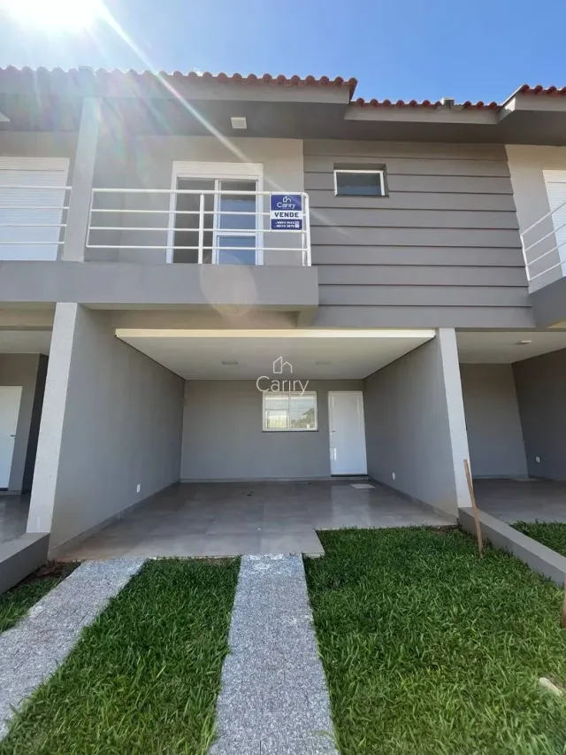 Sobrado com 2 dormitórios
