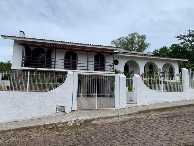 Casa com 3 dormitórios