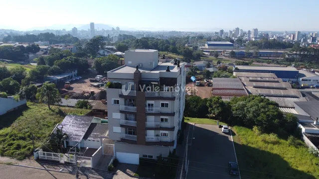 Apartamento com 3 dormitórios, foto 5