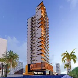 Fachada de um edifício residencial alto em Lajeado, Brasil.