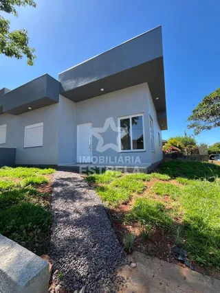 Casa geminada com 2 dormitórios