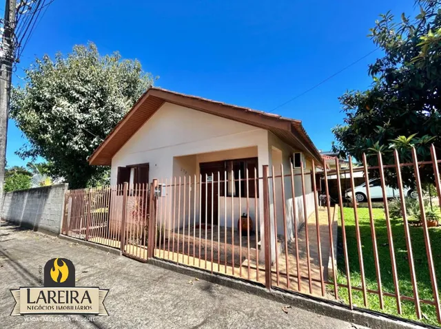 Casa com 3 dormitórios