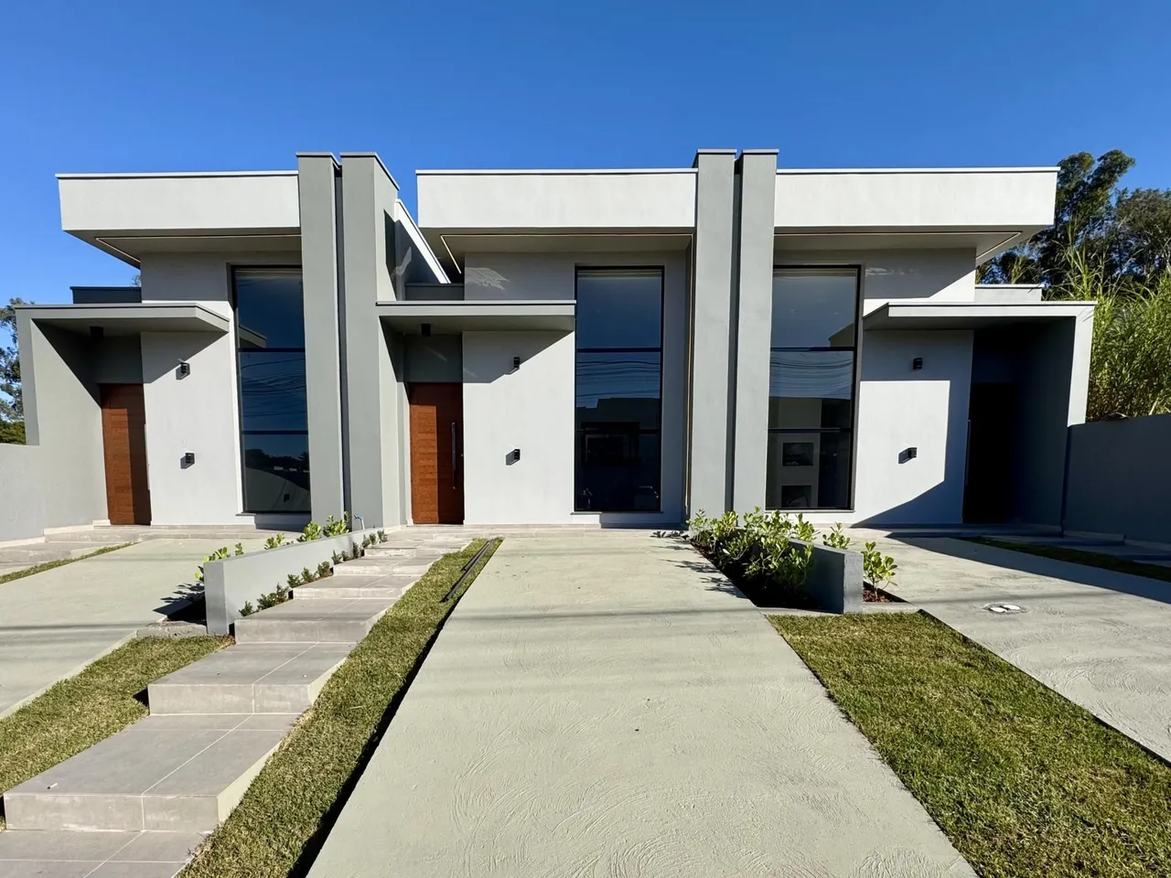 Casa geminada com 2 dormitórios, foto 1