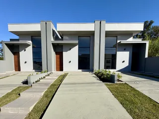 Casa geminada com 2 dormitórios, foto 1