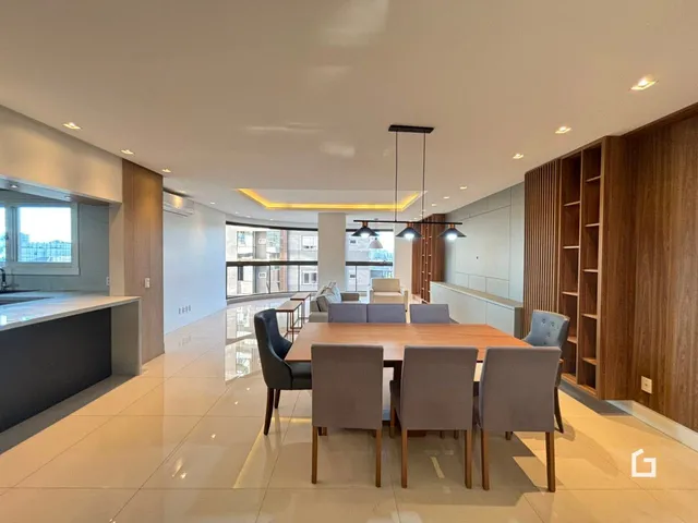 Apartamento com 3 dormitórios, foto 2