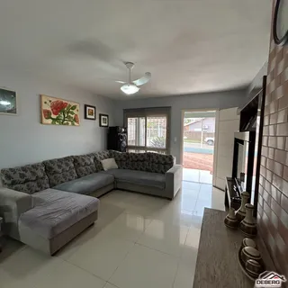 Casa com 3 dormitórios, foto 1