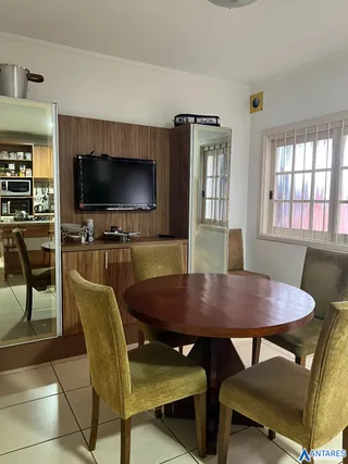 Casa com 4 dormitórios, foto 4