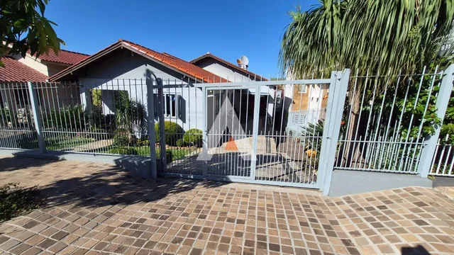 Casa com 3 dormitórios