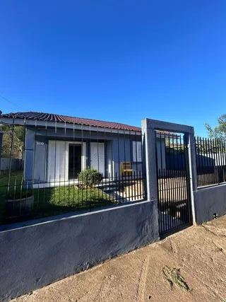 Casa com 2 dormitórios