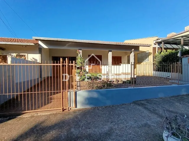 Casa com 2 dormitórios