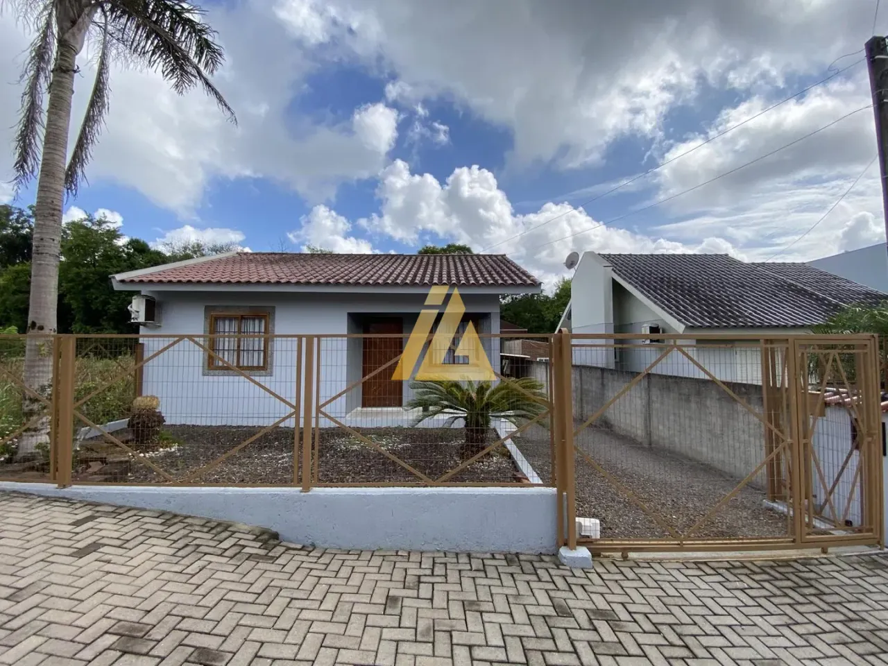 Casa com 2 dormitórios, foto 1