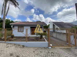 Casa com 2 dormitórios, foto 1
