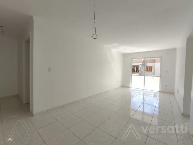 Apartamento com 2 dormitórios, foto 2