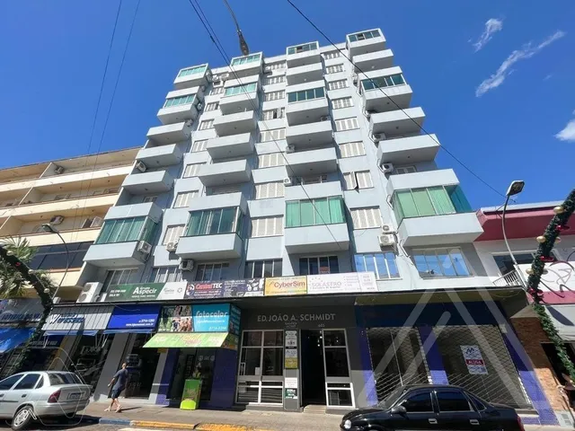 Apartamento com 3 dormitórios