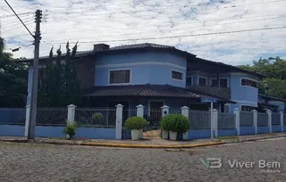 Casa com 5 dormitórios, foto 1