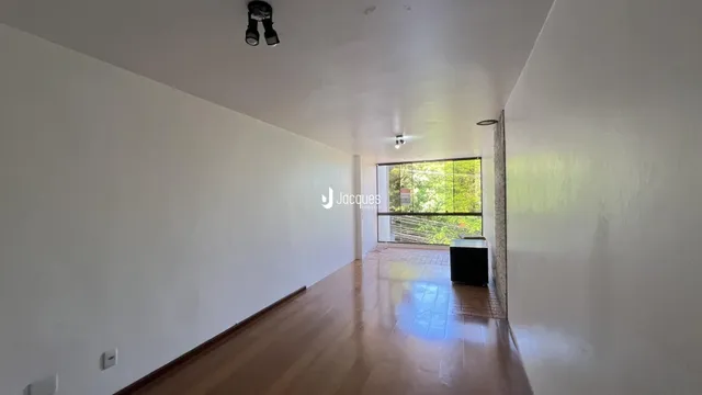 Apartamento com 2 dormitórios, foto 2