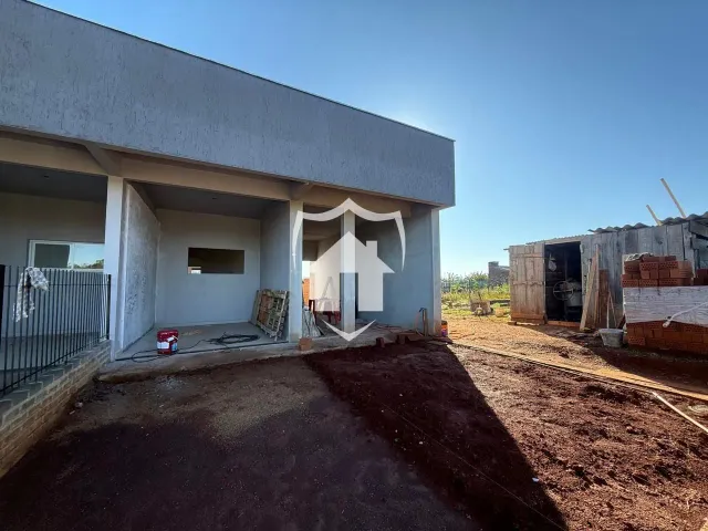 Casa geminada com 3 dormitórios
