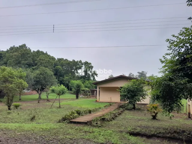 Área rural com 2 dormitórios