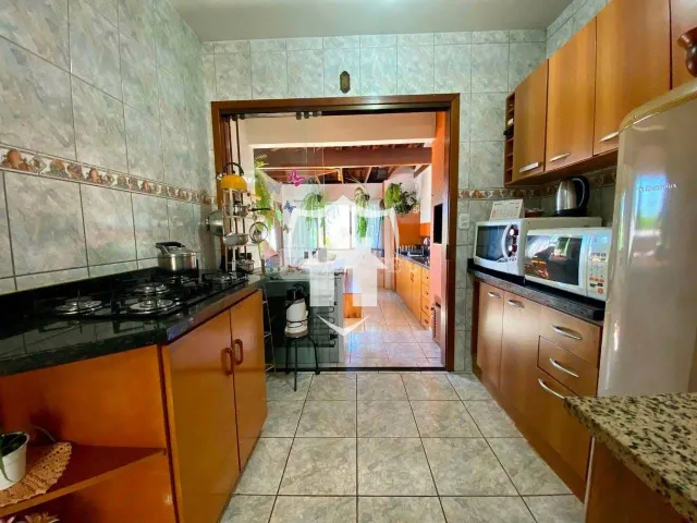 Casa com 5 dormitórios, foto 4