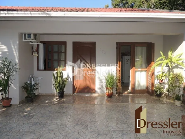 Casa com 5 dormitórios, foto 2