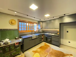 Casa com 4 dormitórios, foto 4