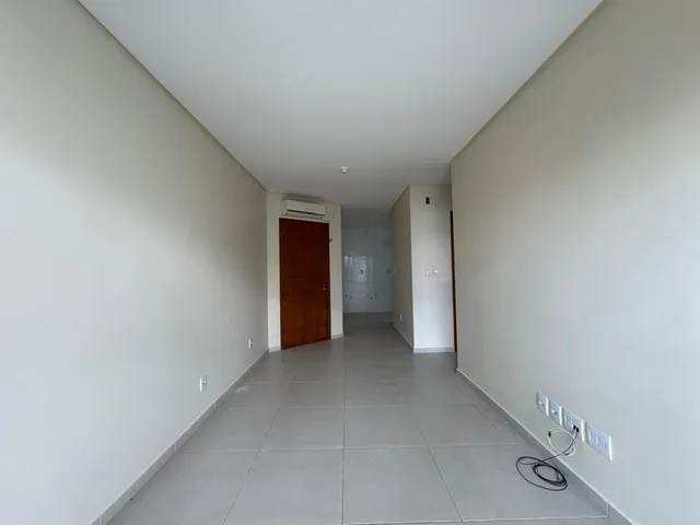 Apartamento com 2 dormitórios, foto 2