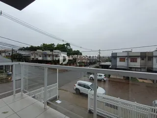 Vista de um terraço com grade de segurança em Lajeado, Brasil.