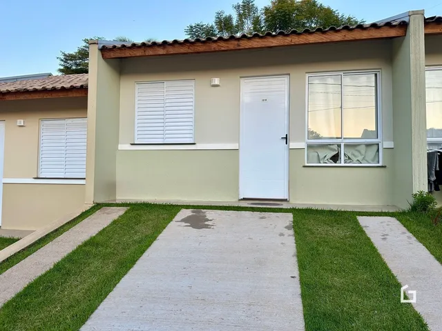 Casa com 2 dormitórios