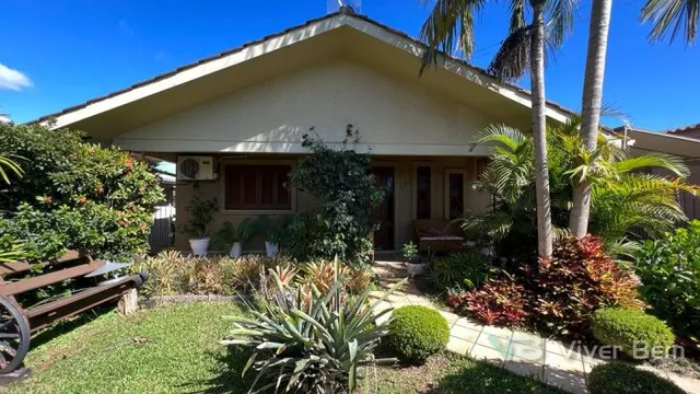 Casa com 3 dormitórios