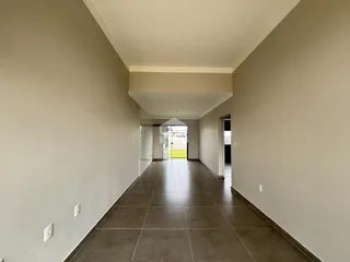 Casa geminada com 2 dormitórios, foto 2