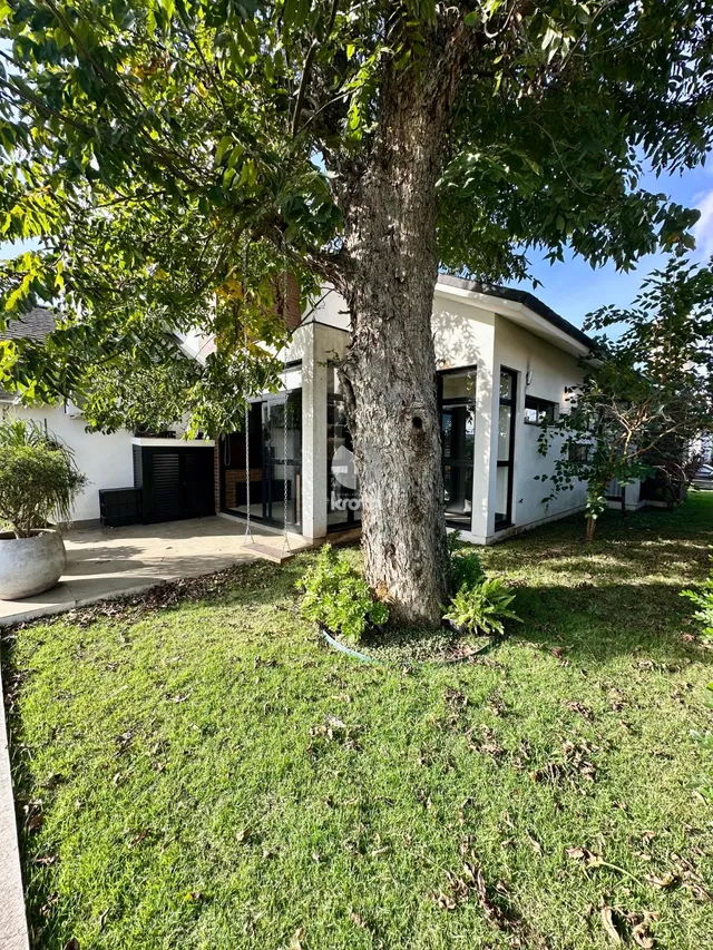 Casa com 3 dormitórios