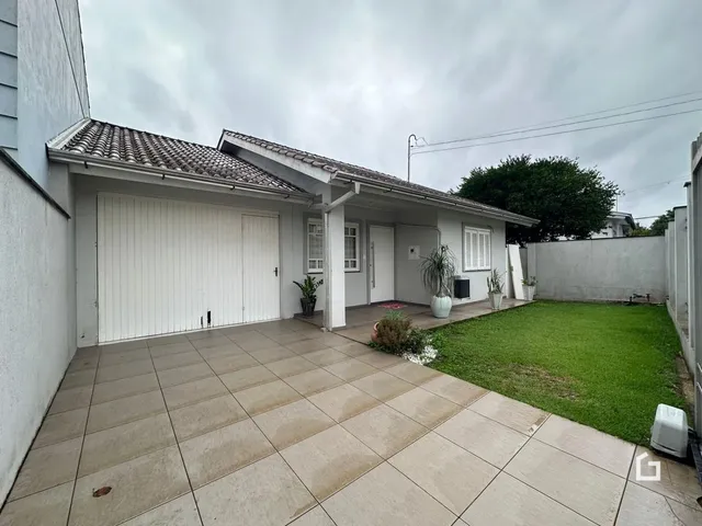 Casa com 3 dormitórios