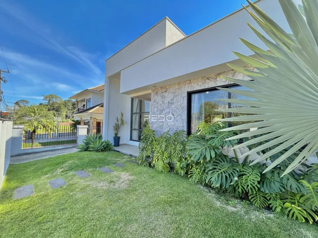 Casa com 2 dormitórios